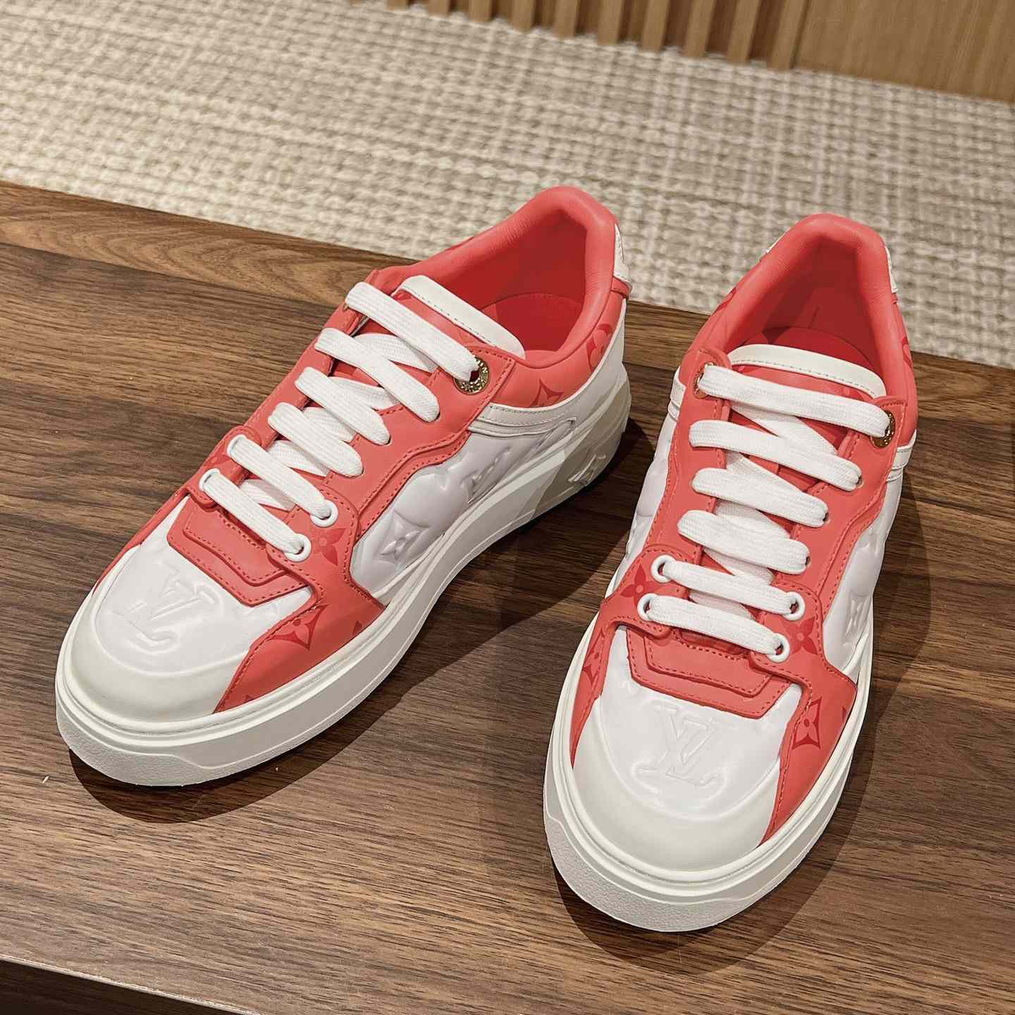 Louis Vuitton Time Out Sneaker (upon uk size)    1AB33N - EUR FASHION