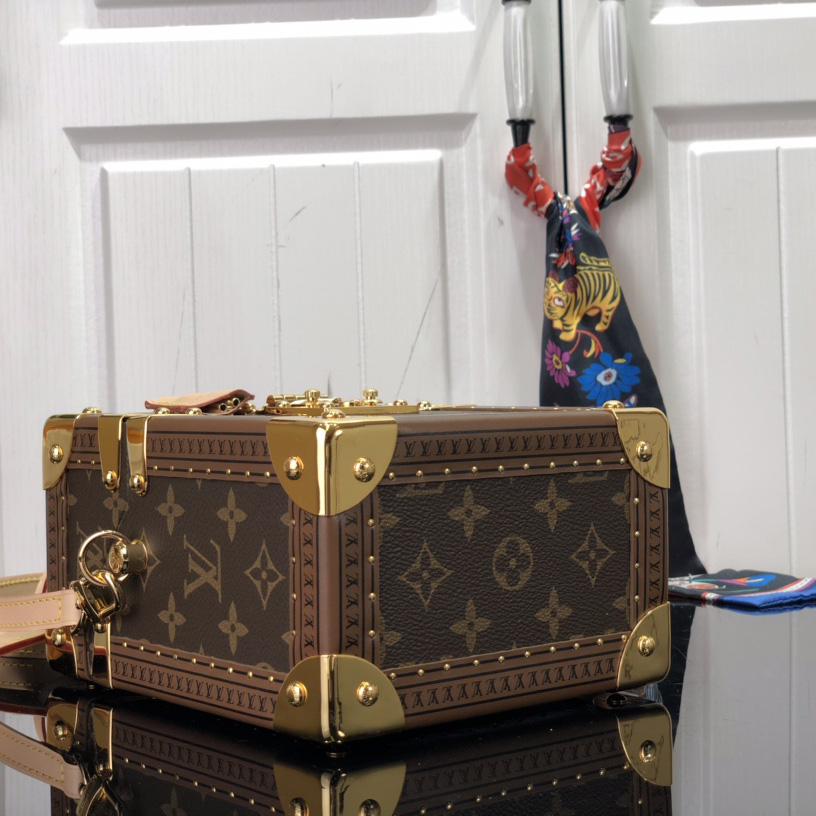 Louis Vuitton Box Monogram Canvas  M10079 - EUR FASHION