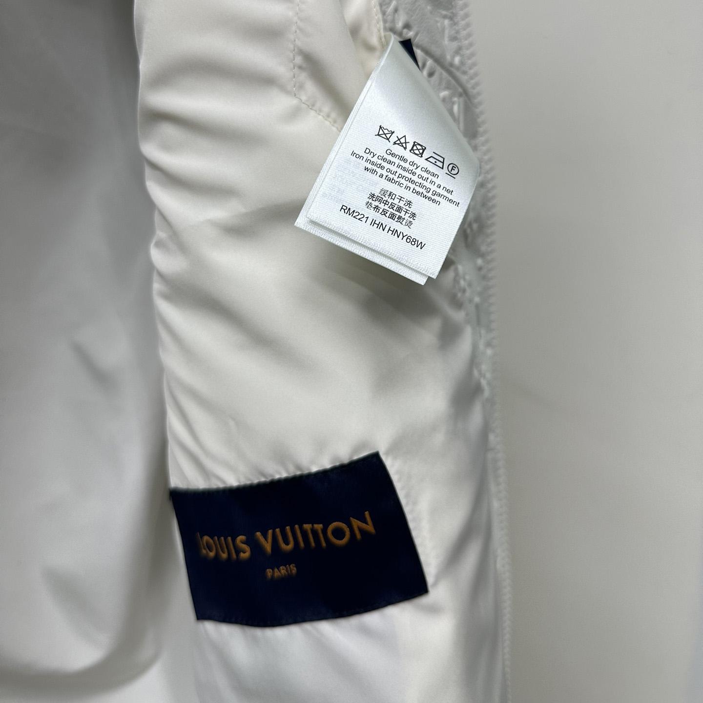 Louis Vuitton LVSE Debossed Monogram Mix Leather Blouson     1AAT5Q - EUR FASHION