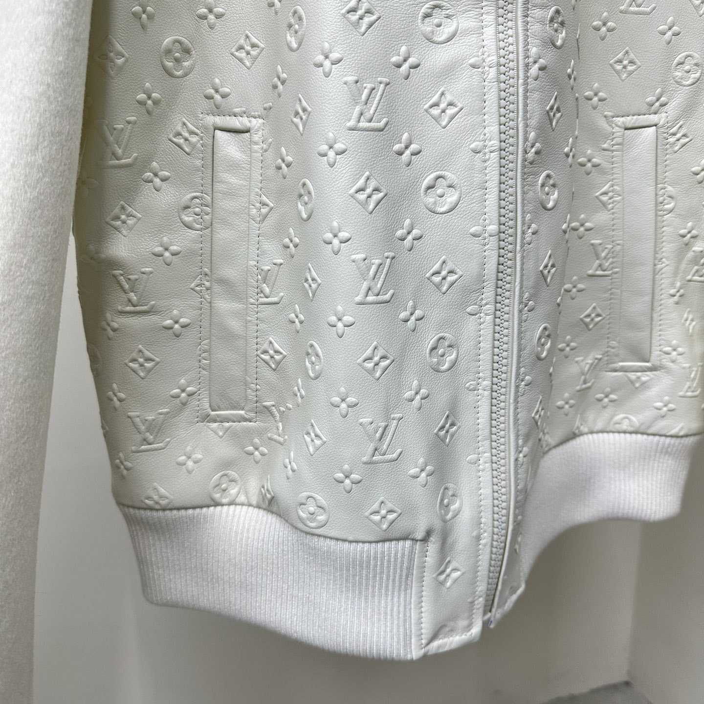 Louis Vuitton LVSE Debossed Monogram Mix Leather Blouson     1AAT5Q - EUR FASHION