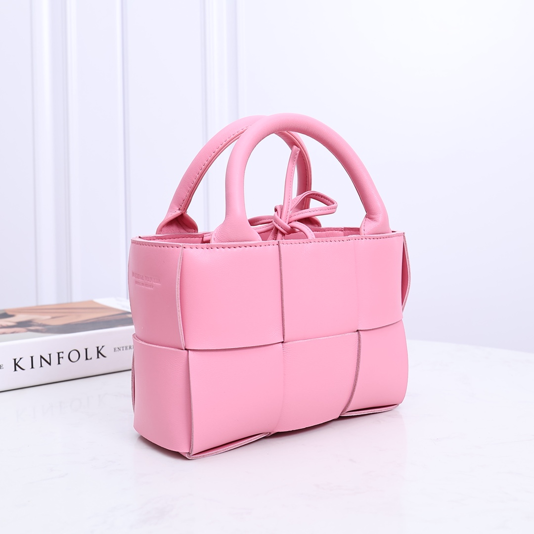 Bottega Veneta Candy Arco Tote Bag - EUR FASHION