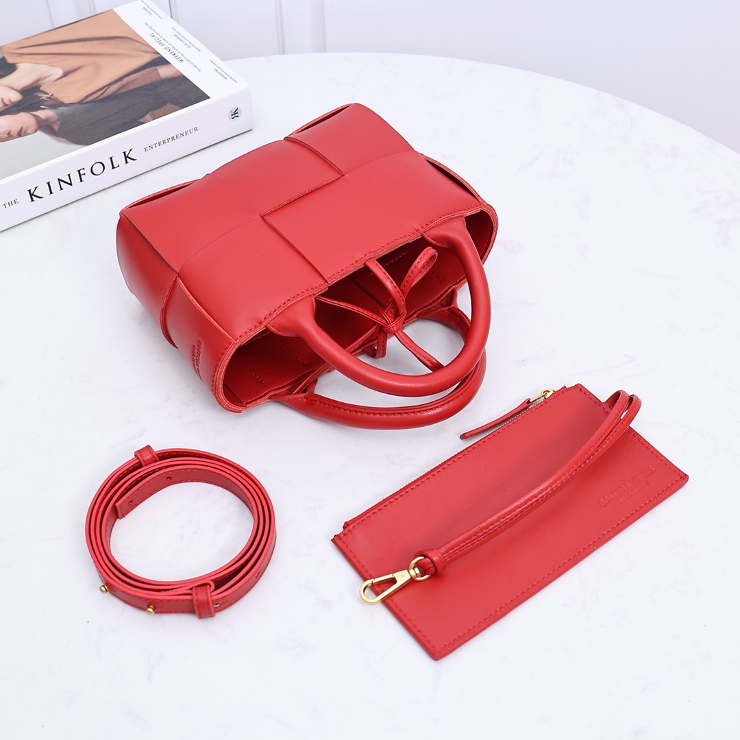 Bottega Veneta Candy Arco Tote Bag - EUR FASHION
