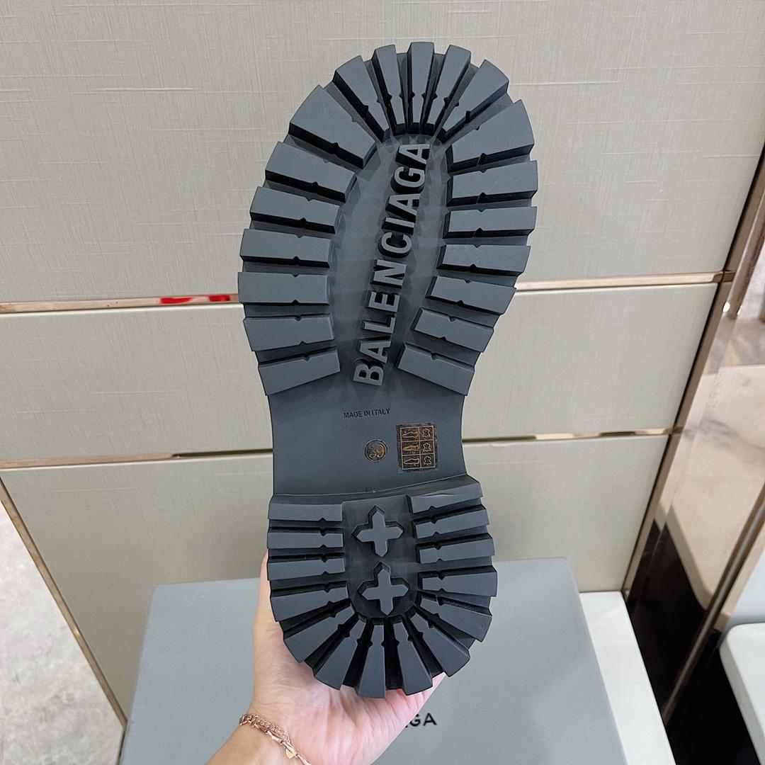 Balenciaga Men's Rhino Derby In Black  - EUR FASHION