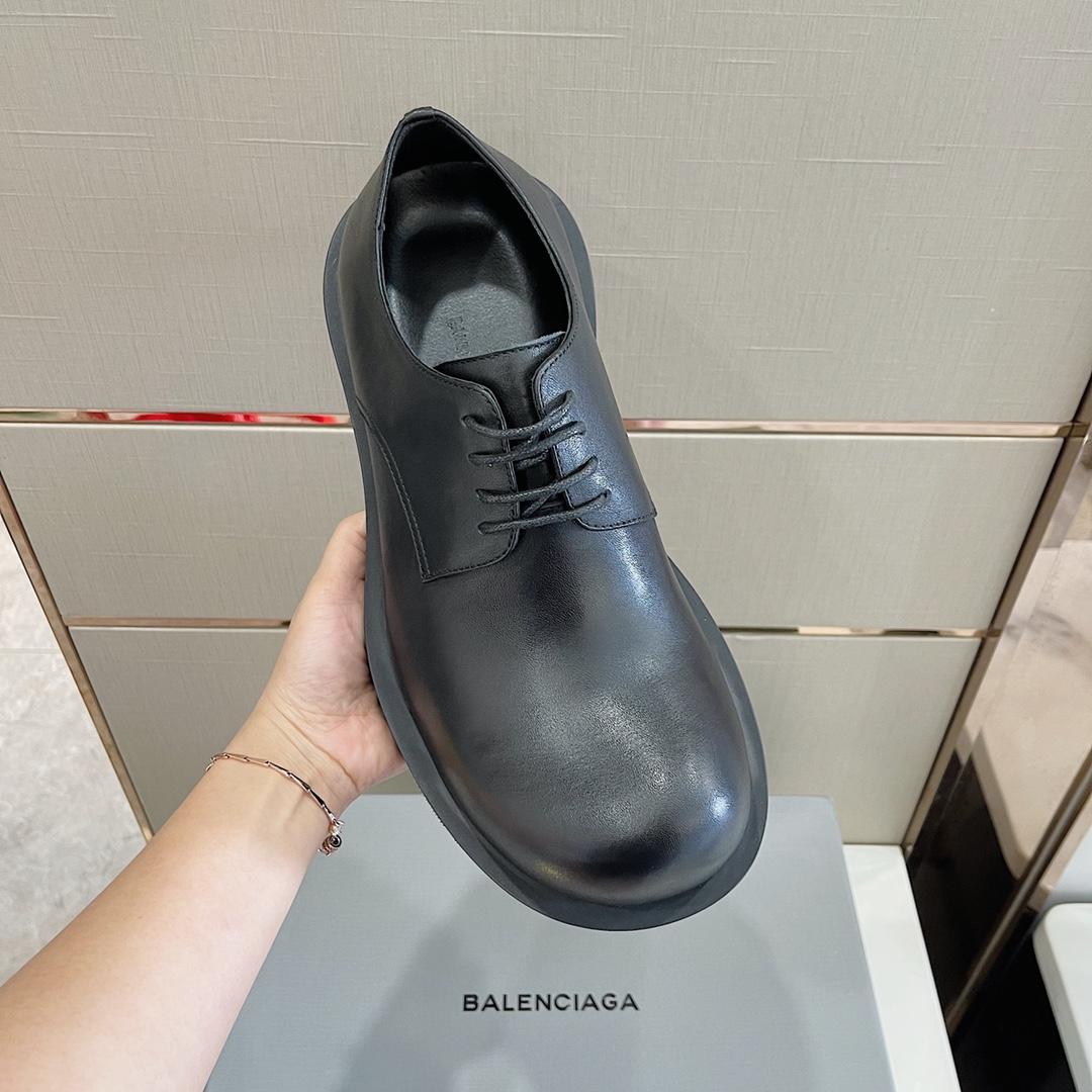 Balenciaga Men's Rhino Derby In Black  - EUR FASHION