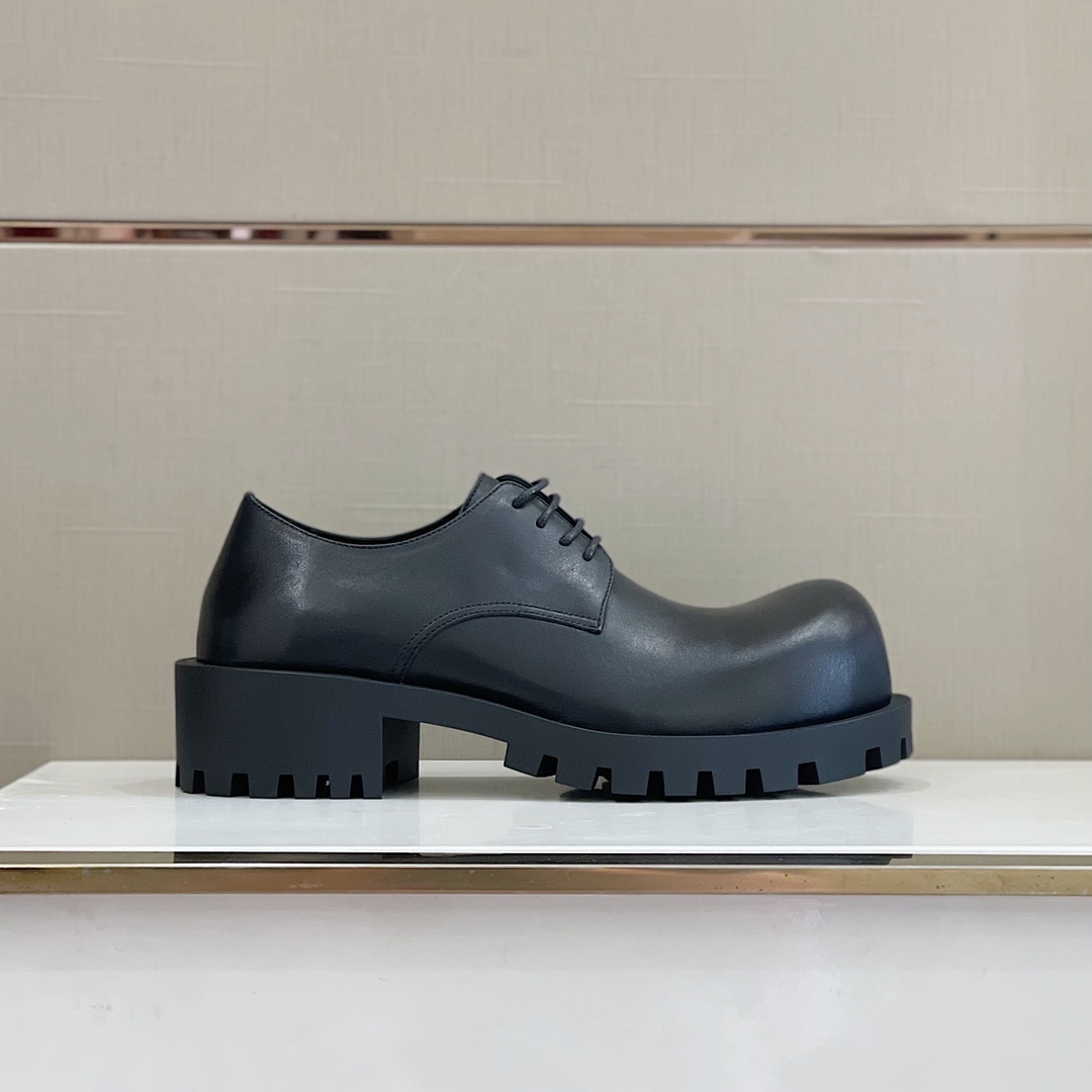 Balenciaga Men's Rhino Derby In Black  - EUR FASHION