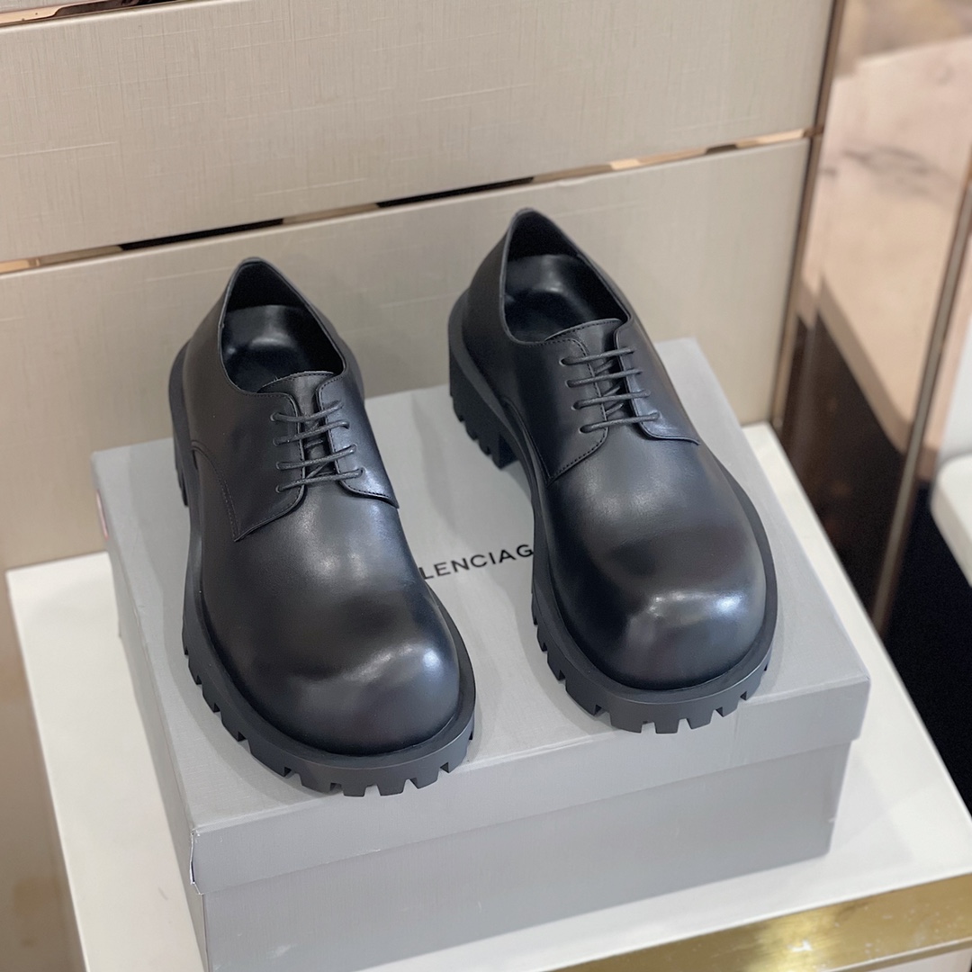 Balenciaga Men's Rhino Derby In Black  - EUR FASHION