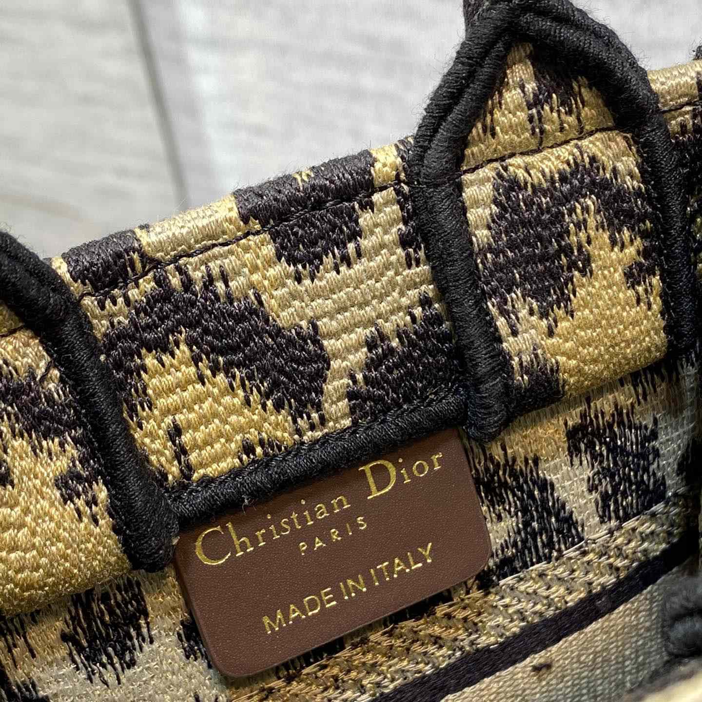 Dior Mini Dior Book Tote Phone Bag - EUR FASHION