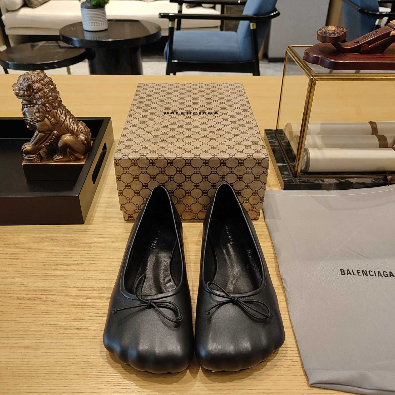 Balenciaga Women's Black Fetish Ballerina Flats - EUR FASHION
