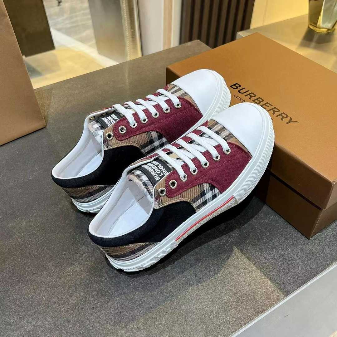 Burberry Kai Check Low-Top Sneakers - EUR FASHION