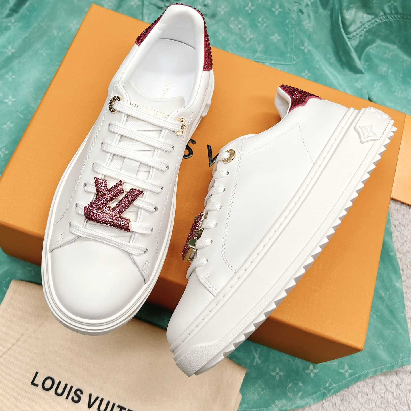 Louis Vuitton Time Out Sneaker (upon uk size)   - EUR FASHION