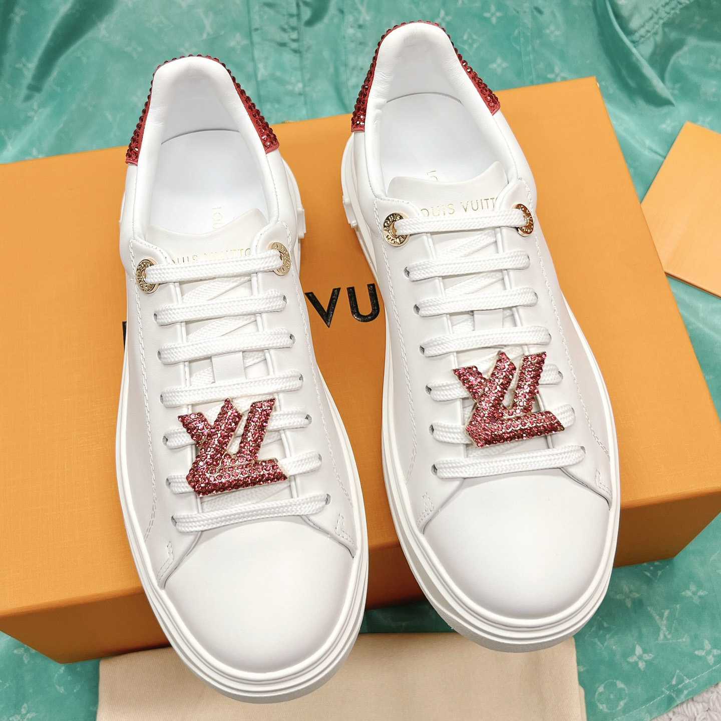 Louis Vuitton Time Out Sneaker (upon uk size)   - EUR FASHION