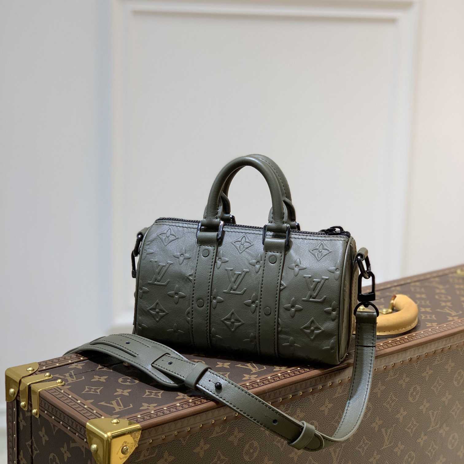 Louis Vuitton XS Other Leather Bag(21 x 12 x 9cm)  M57961 - EUR FASHION