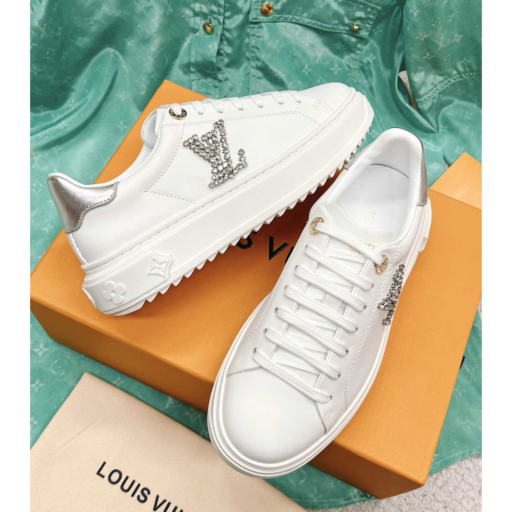 Louis Vuitton Time Out Sneaker (upon uk size)  1AAW10 - EUR FASHION