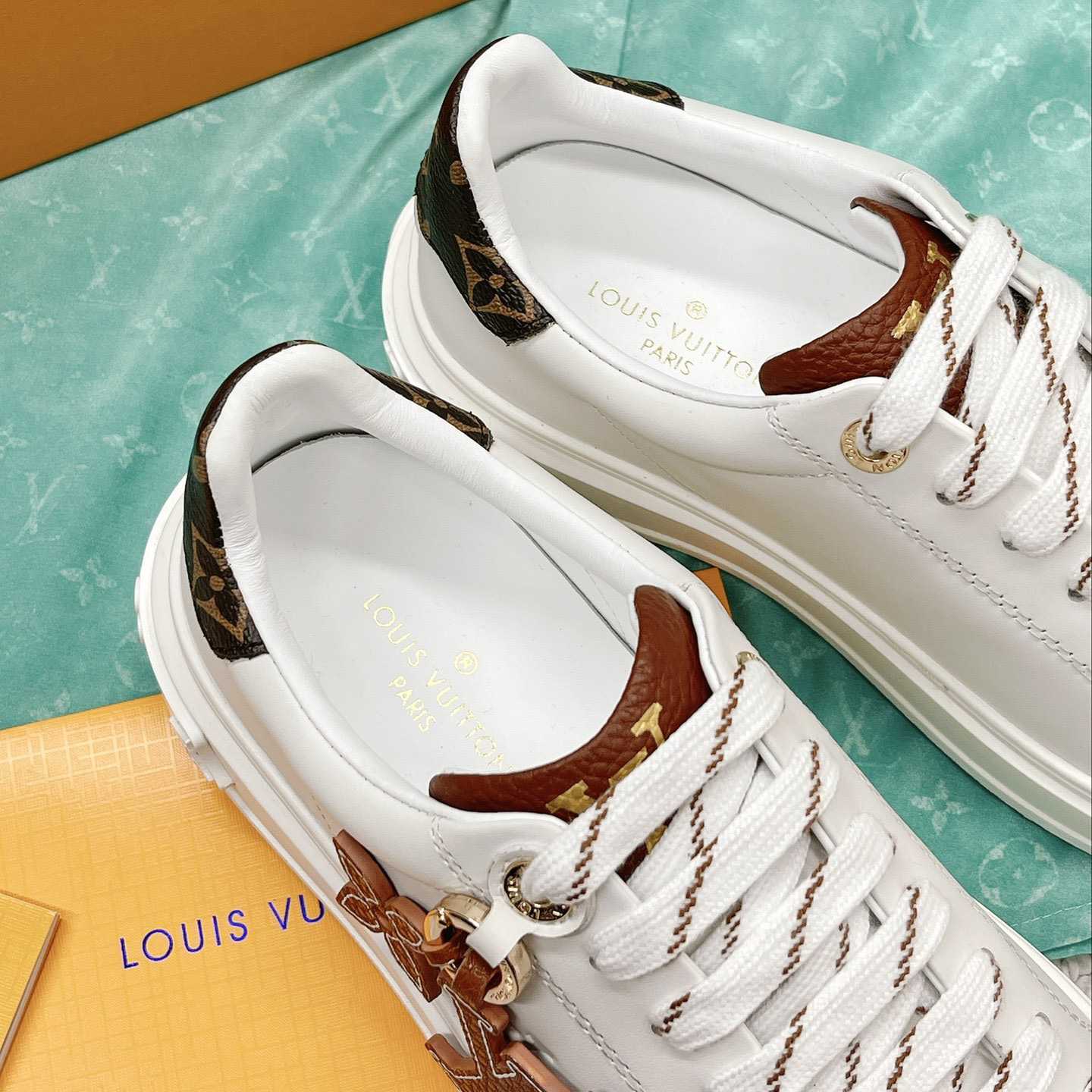 Louis Vuitton Time Out Sneaker (upon uk size)      - EUR FASHION