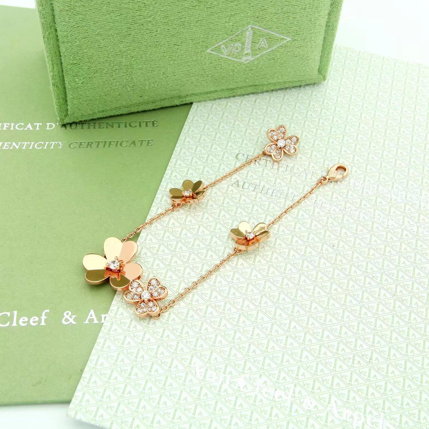 Van Cleef & Arpels Frivole bracelet, 5 Flowers - EUR FASHION