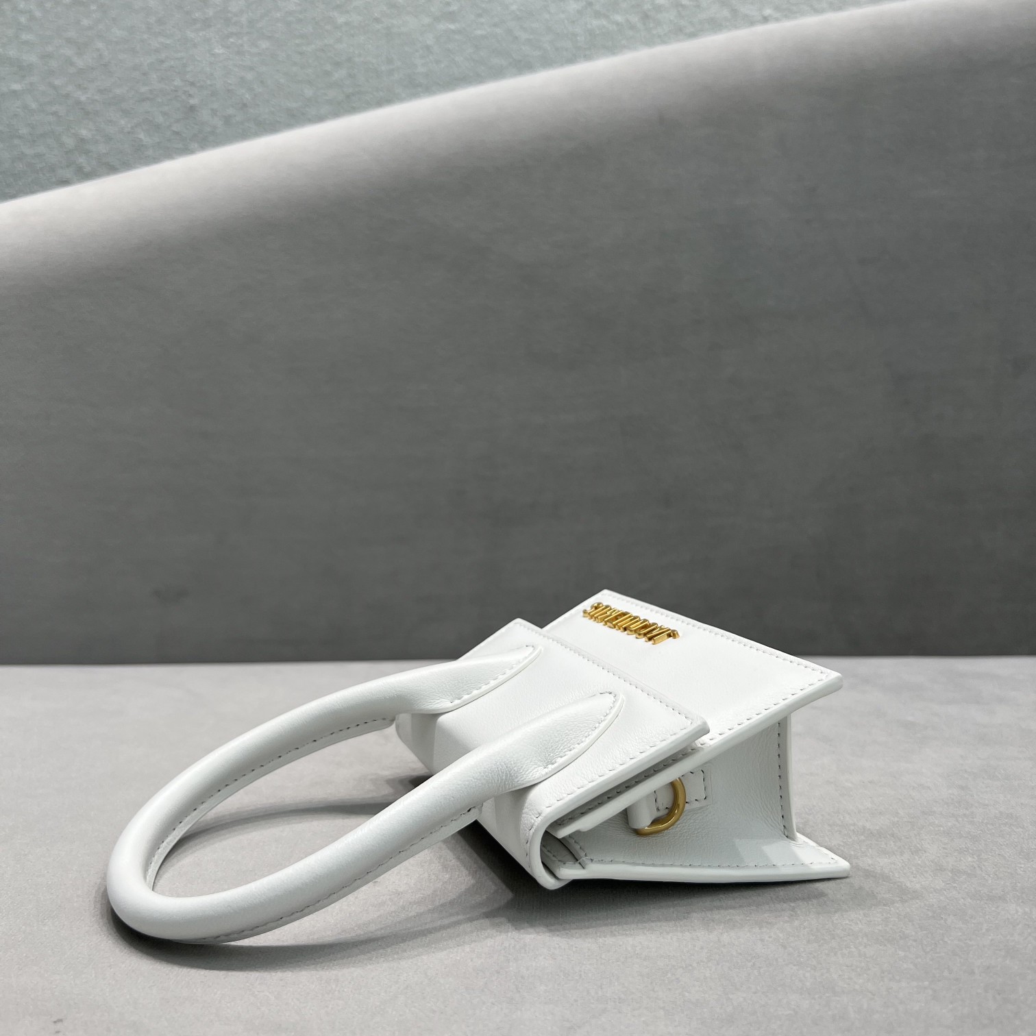Jacquemus Le Chiquito Signature Leather Mini Handbag(12-8-5cm) - EUR FASHION