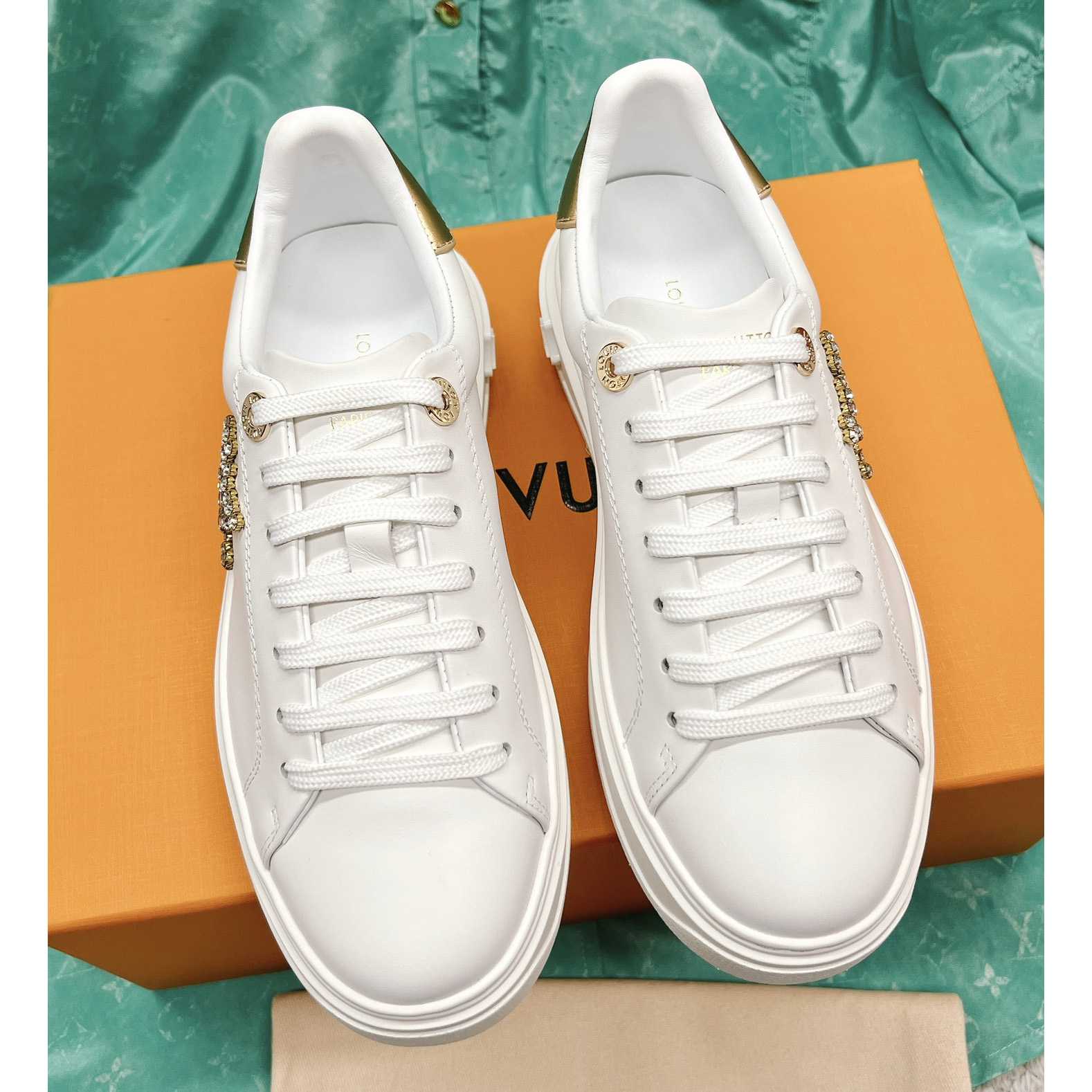 Louis Vuitton Time Out Sneaker (upon uk size)   - EUR FASHION