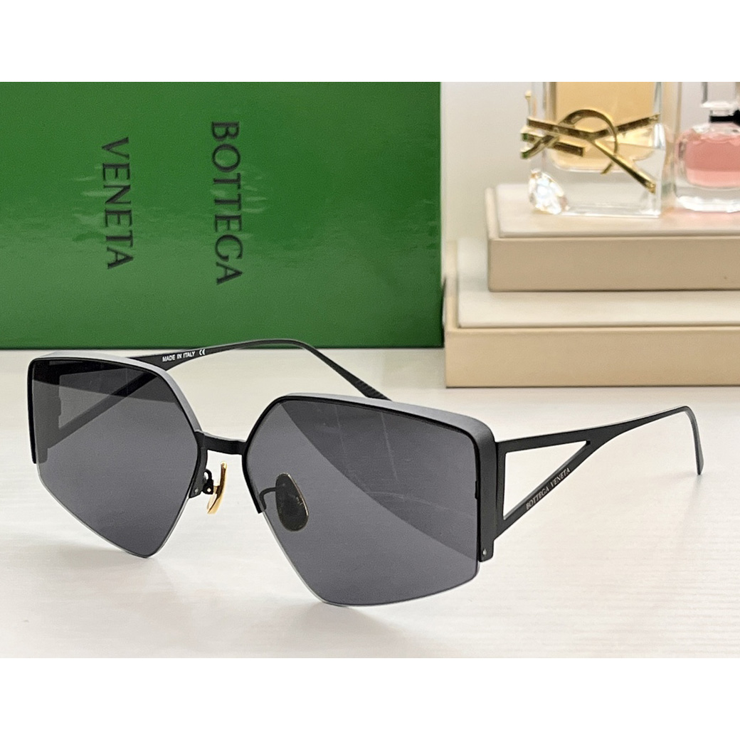 Bottega Veneta Square-frame Sunglasses  - EUR FASHION