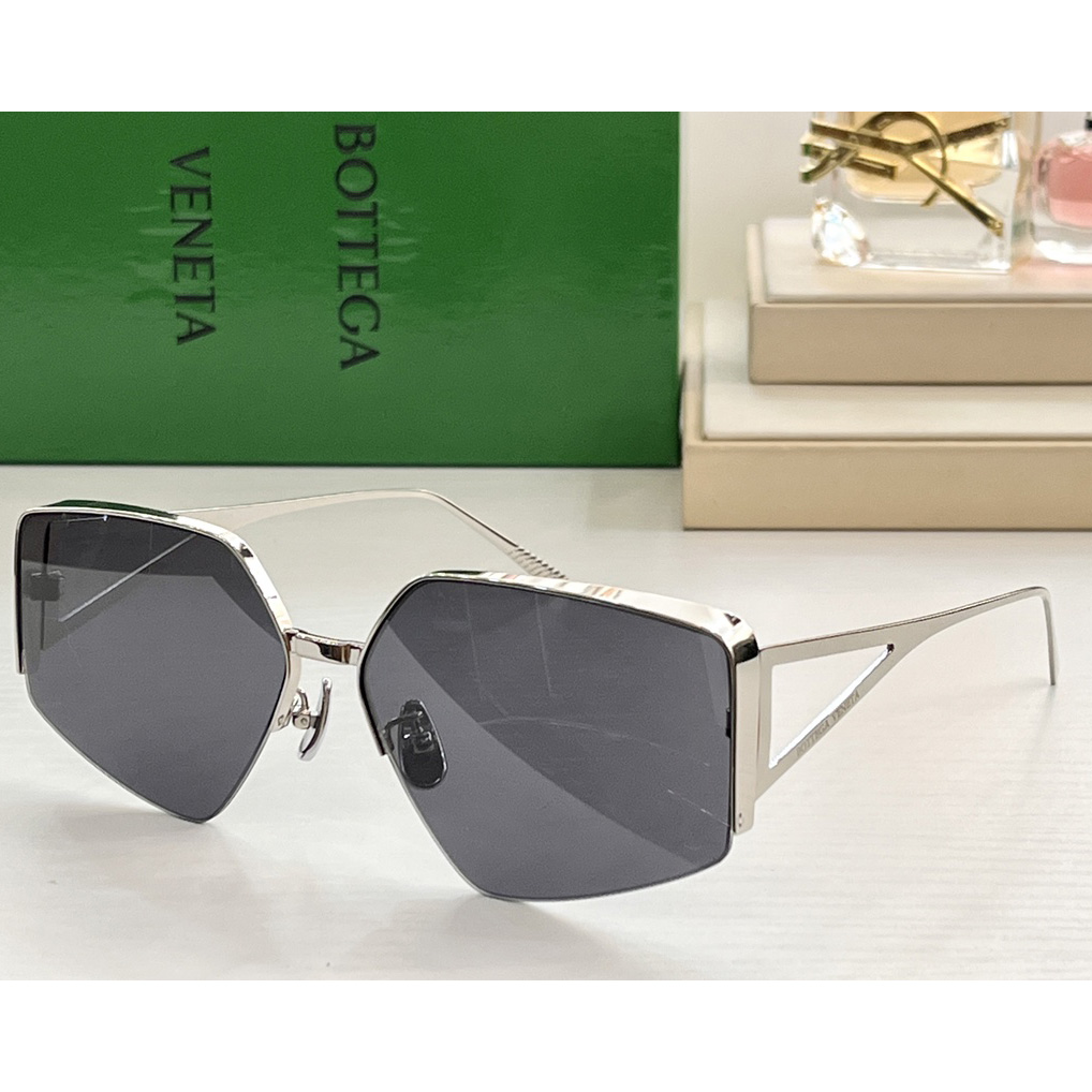 Bottega Veneta Square-frame Sunglasses  - EUR FASHION