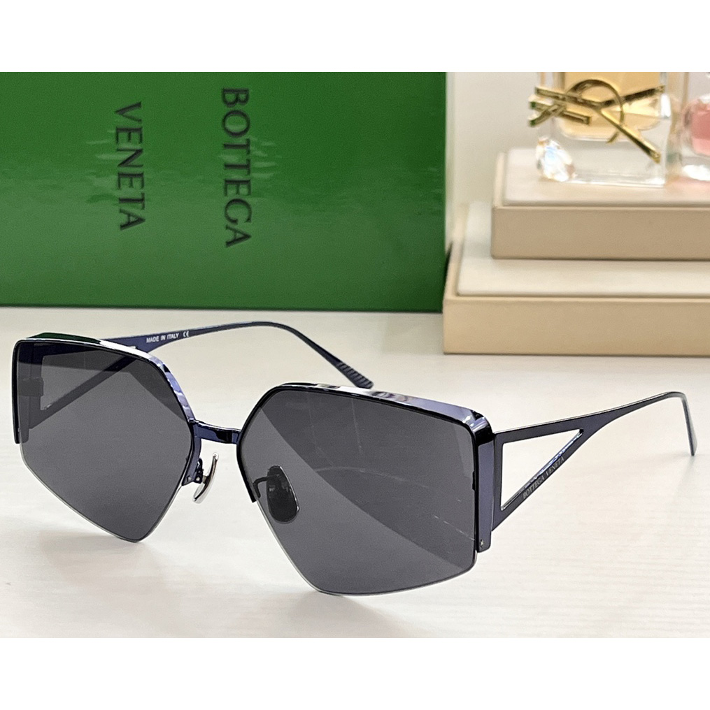 Bottega Veneta Square-frame Sunglasses  - EUR FASHION