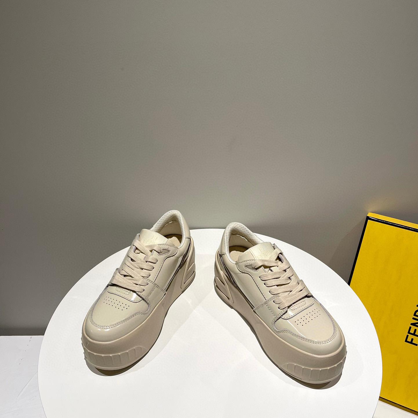 Fendi Fashion Show Beige Leather Low-Tops Sneaker  - EUR FASHION