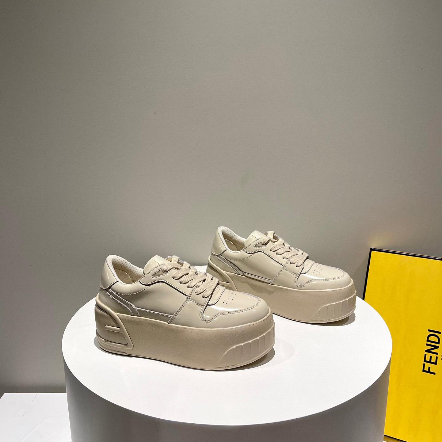 Fendi Fashion Show Beige Leather Low-Tops Sneaker  - EUR FASHION