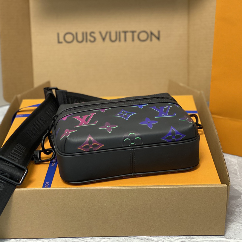  Louis Vuitton Comet Messenger PM Other Leathers(21.5-14-7.5cm)    M22495 - EUR FASHION