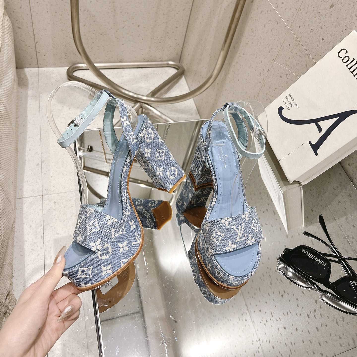 Louis Vuitton Fame Platform Sandal   1AAZC0 - EUR FASHION