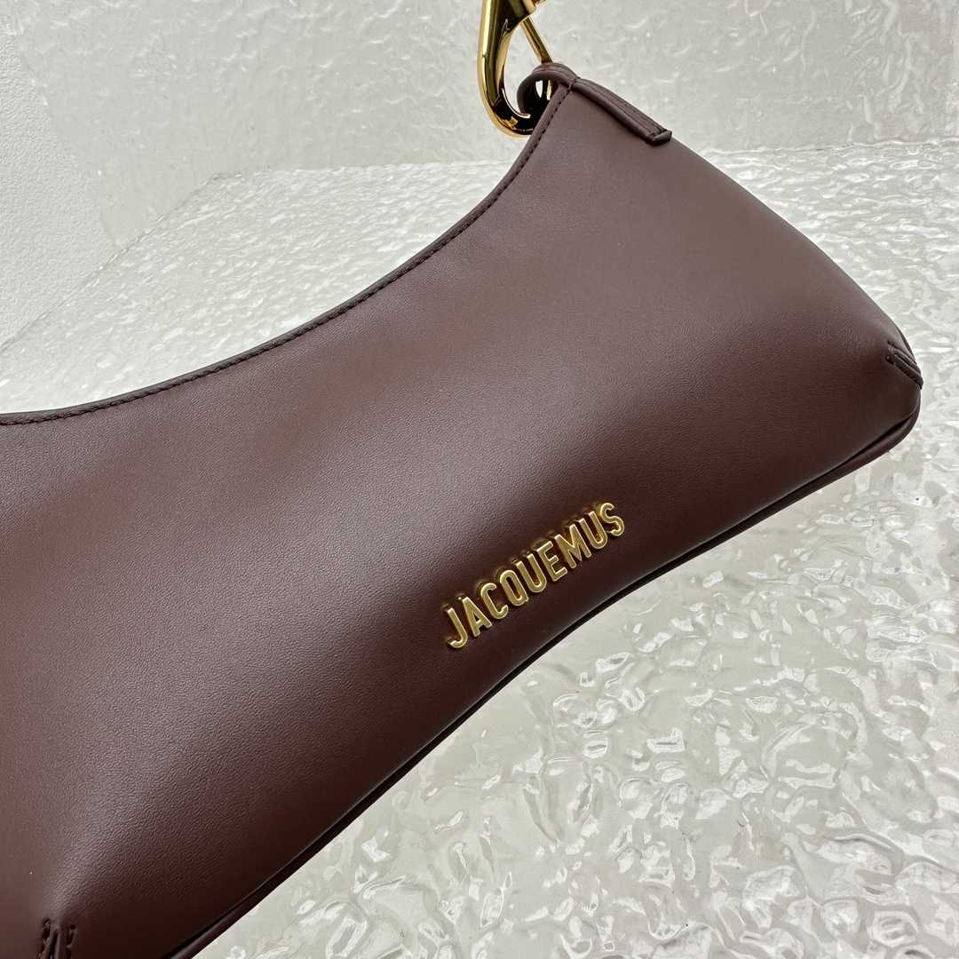 Jacquemus Le Bisou Mousqueton Carabiner Strap Shoulder Bag - EUR FASHION