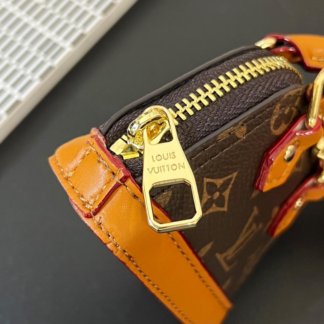 Louis Vuitton Micro Alma Bag Charm   M00995 - EUR FASHION