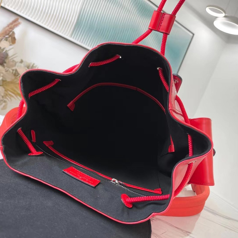 Louis Vuitton x Supreme Christopher Backpack (26*47*13cm) - EUR FASHION