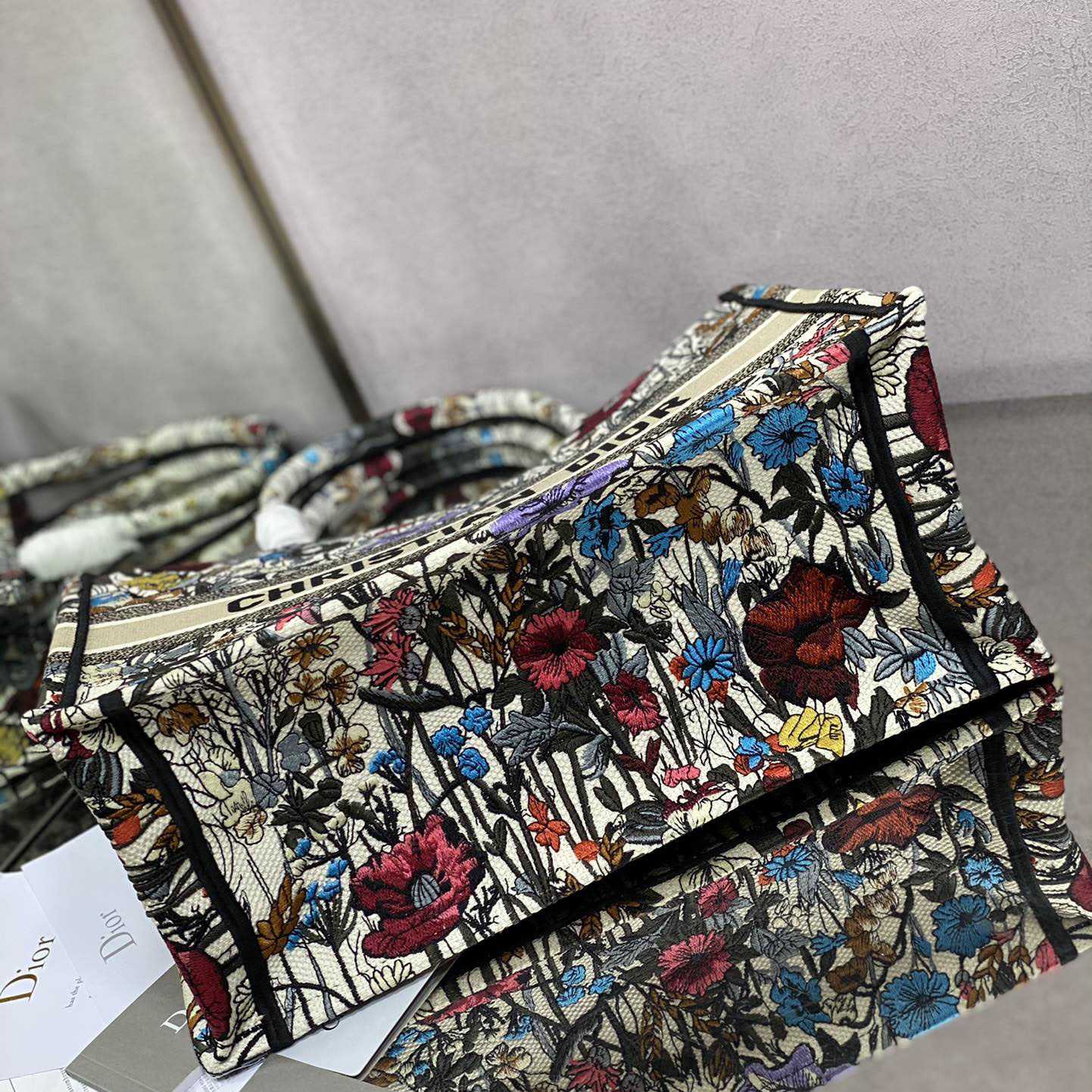 Dior Medium Dior Book Tote - EUR FASHION