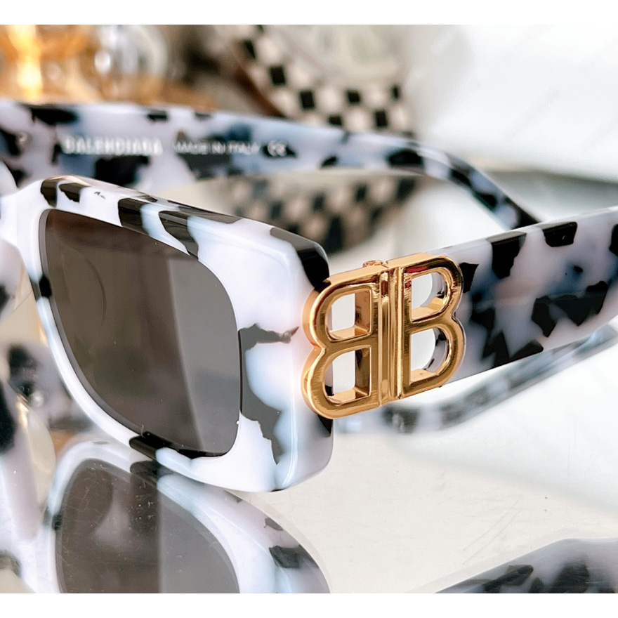 Balenciaga Dynasty Rectangle Sunglasses In White    bb0096 - EUR FASHION