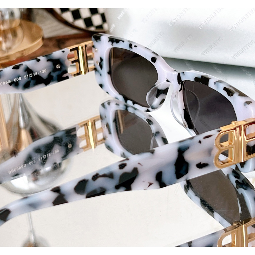 Balenciaga Dynasty Rectangle Sunglasses In White    bb0096 - EUR FASHION