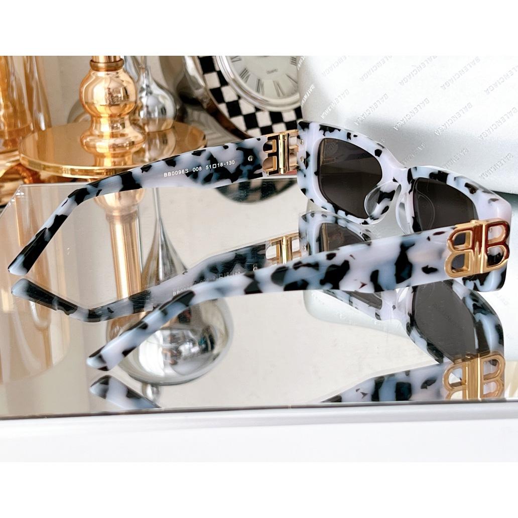 Balenciaga Dynasty Rectangle Sunglasses In White    bb0096 - EUR FASHION