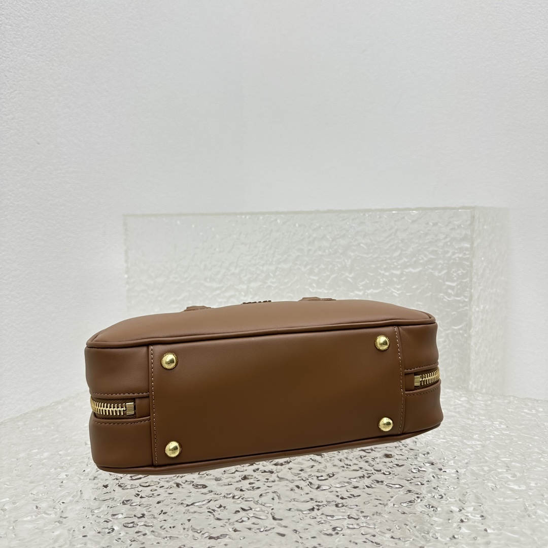 Miu Miu Arcadie leather bag - EUR FASHION