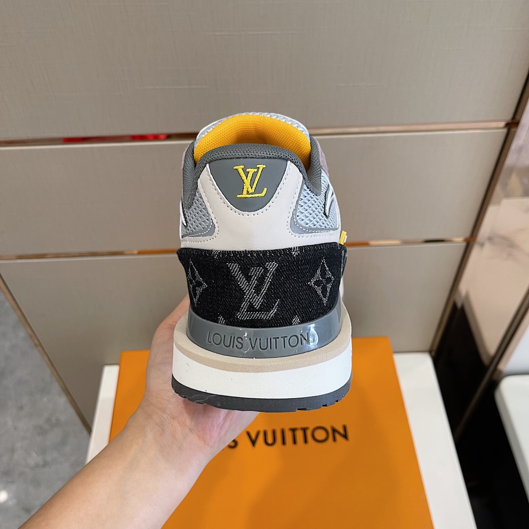 Louis Vuitton Run Away Sneaker   (upon uk size)  1ABFBZ - EUR FASHION