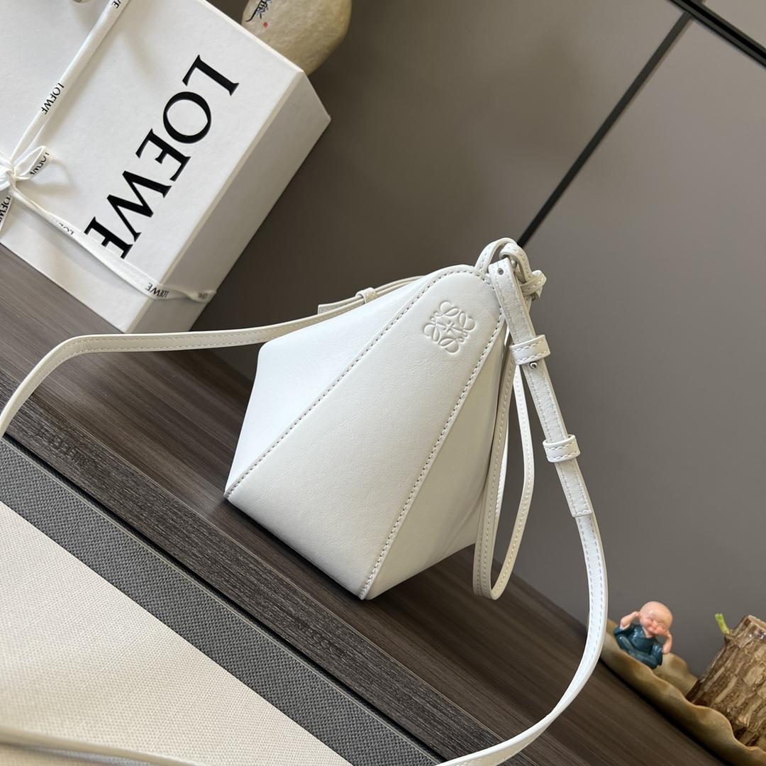 Loewe Mini Hammock Hobo Bag In Classic Calfskin - EUR FASHION