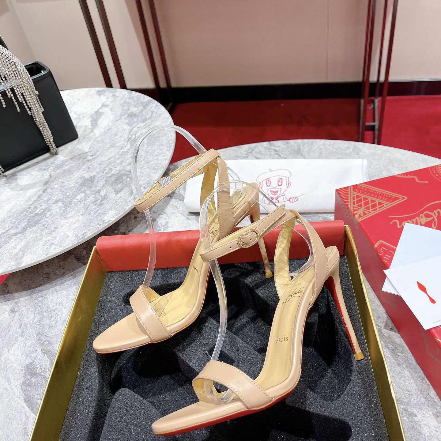 Christian Louboutin Loubi Queen Sandals - Nappa leather - Nude - EUR FASHION