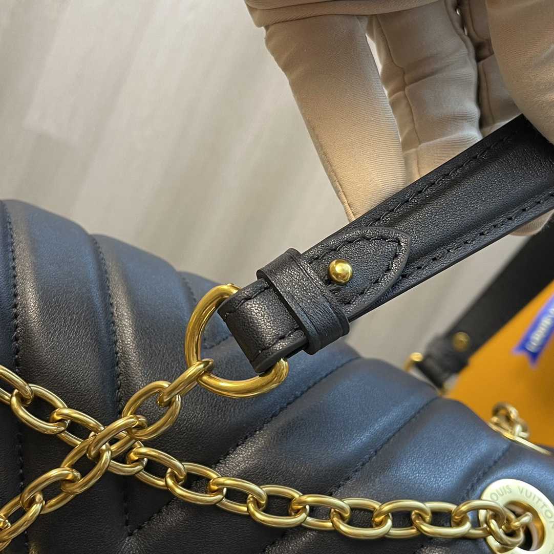 Louis Vuitton New Wave Chain Bag (24x14x9cm)    M58552 - EUR FASHION