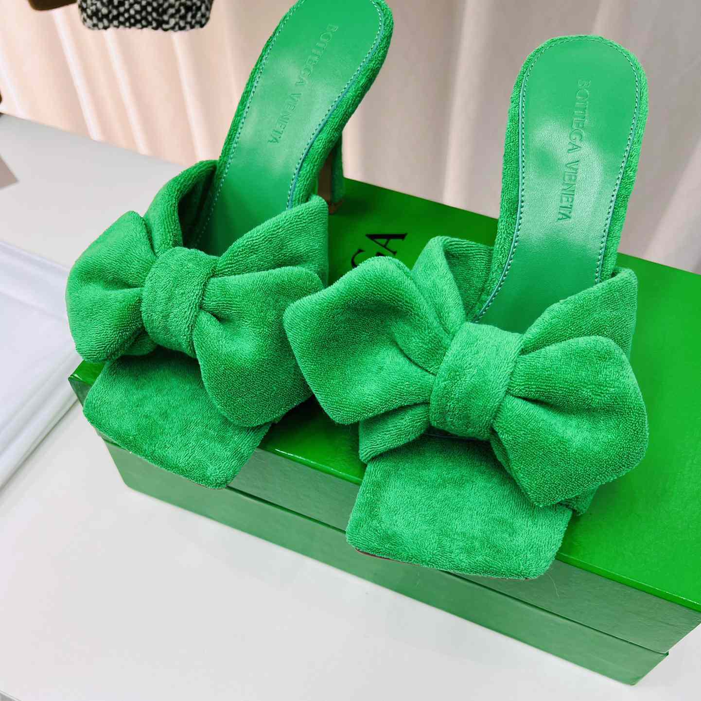 Bottega Veneta Green Heeled Sandals - EUR FASHION