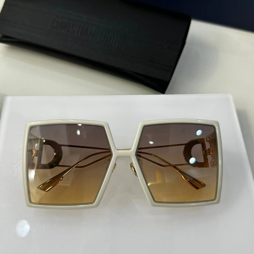 Dior 30Montaigne SU Sunglasses  - EUR FASHION