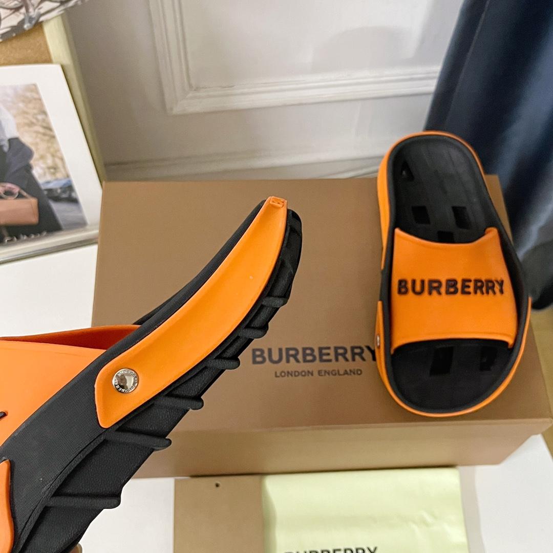 Burberry Bucklow Logo Slides - EUR FASHION
