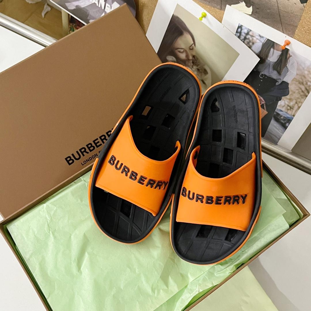 Burberry Bucklow Logo Slides - EUR FASHION