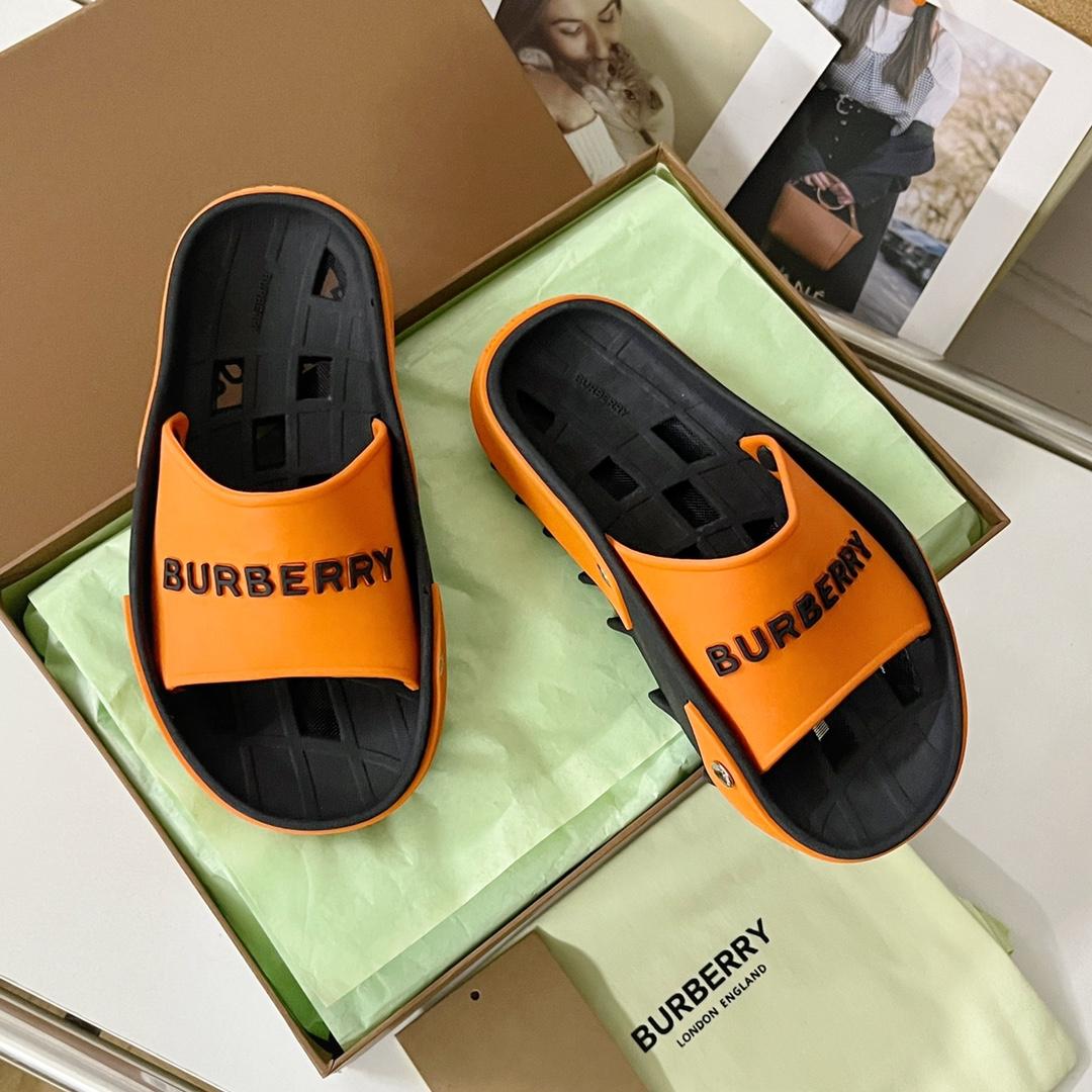 Burberry Bucklow Logo Slides - EUR FASHION