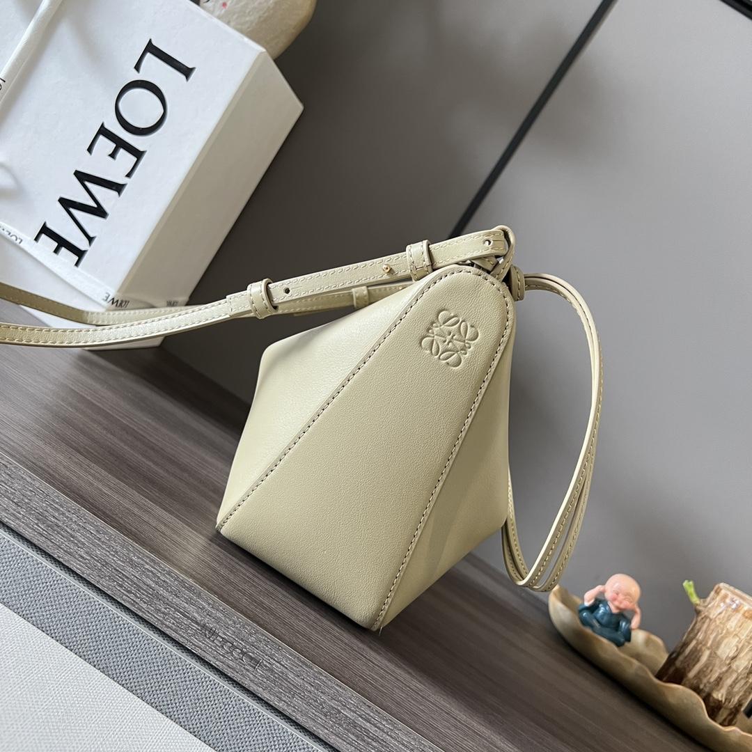 Loewe Mini Hammock Hobo Bag In Classic Calfskin - EUR FASHION