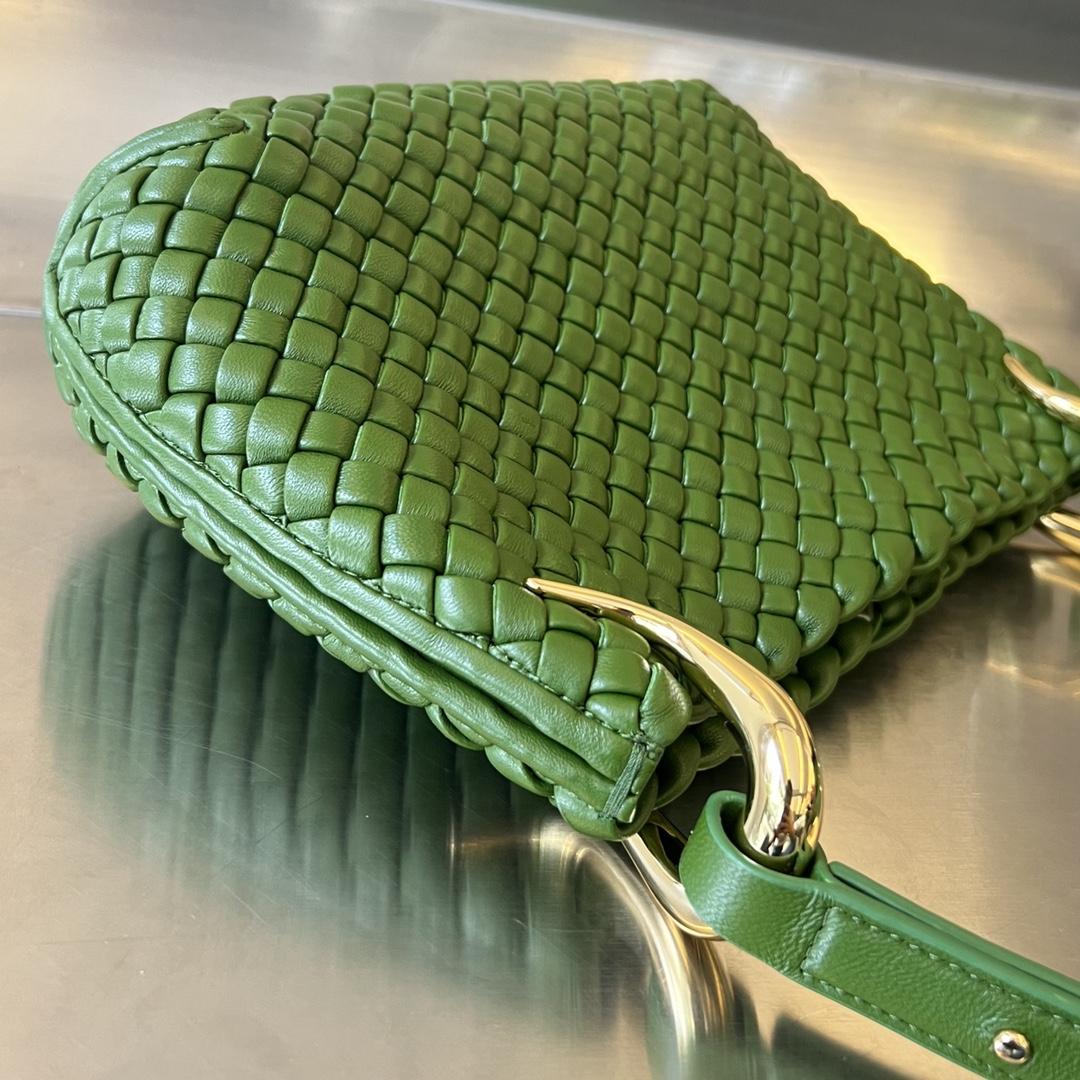 Bottega Veneta Small Clicker Shoulder Bag - EUR FASHION