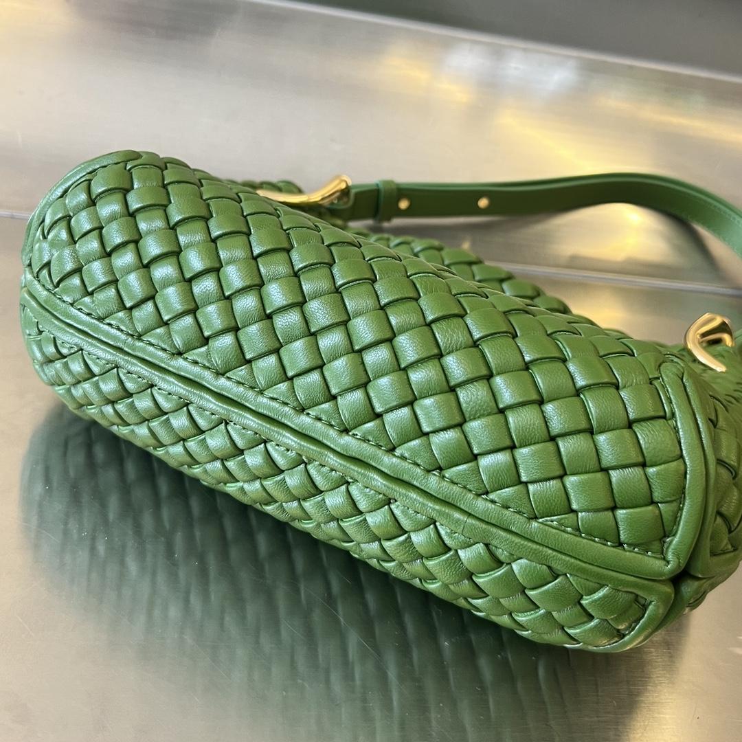Bottega Veneta Small Clicker Shoulder Bag - EUR FASHION