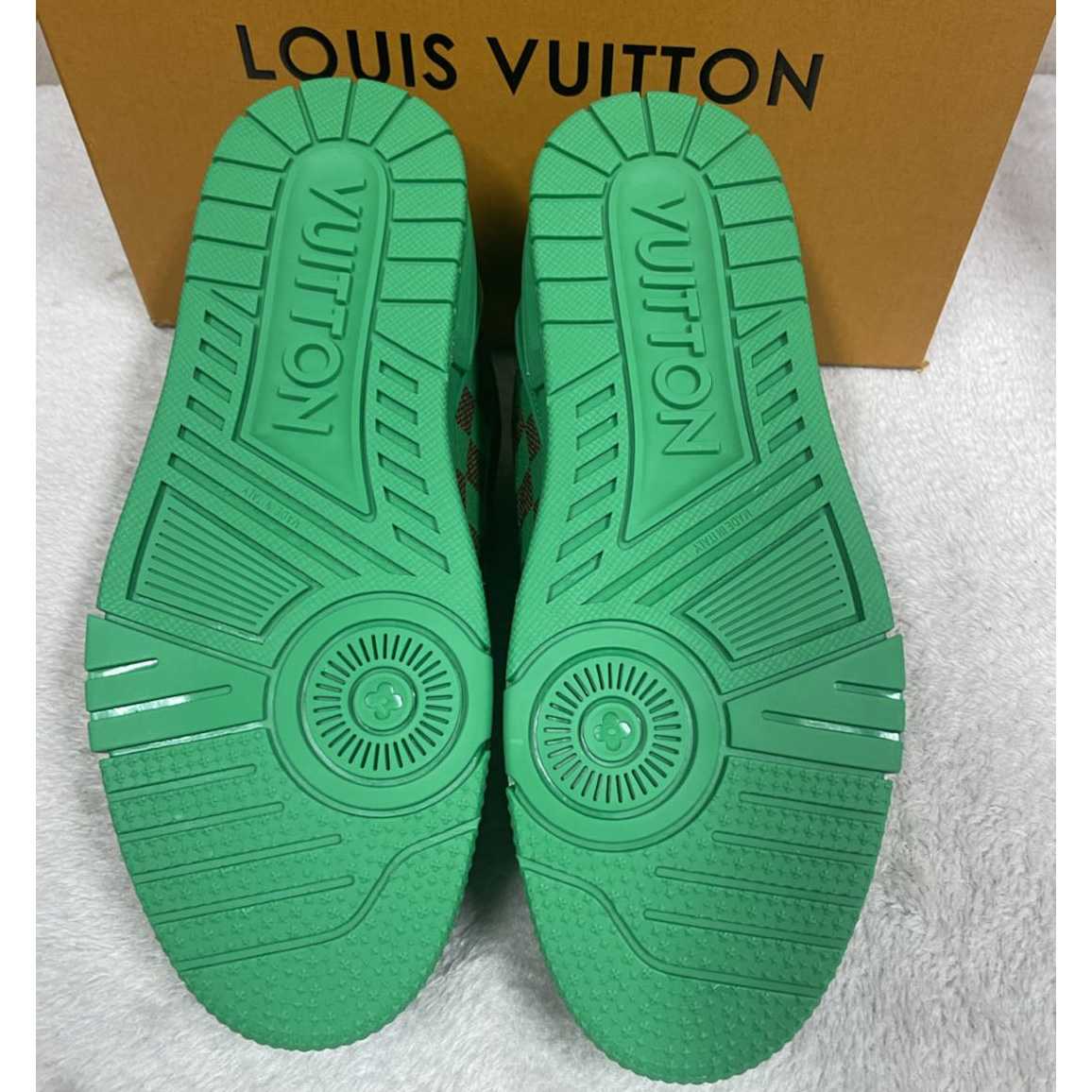 Louis Vuitton LV  Trainer Sneaker        - EUR FASHION