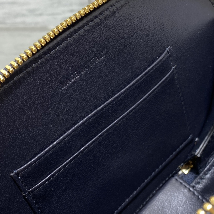 Dior CD Signature Oval Camera Bag - EUR FASHION